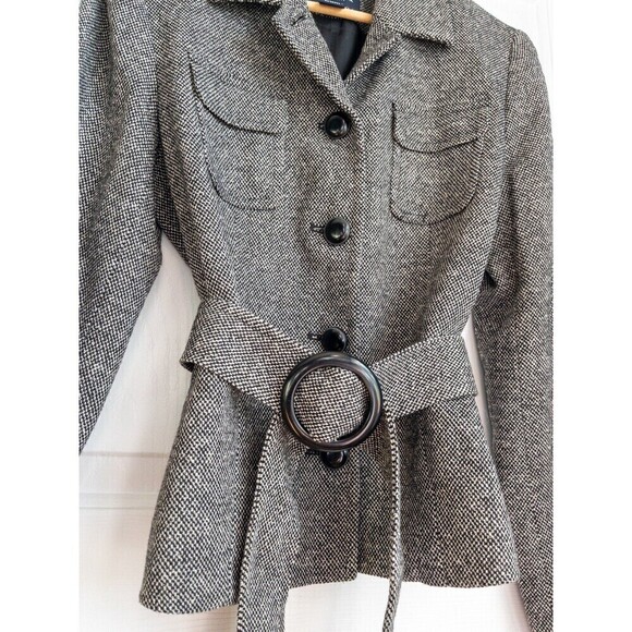 Jones New York Signature Petite Wool and Nylon Belted Blazer size 10P - Picture 3 of 6